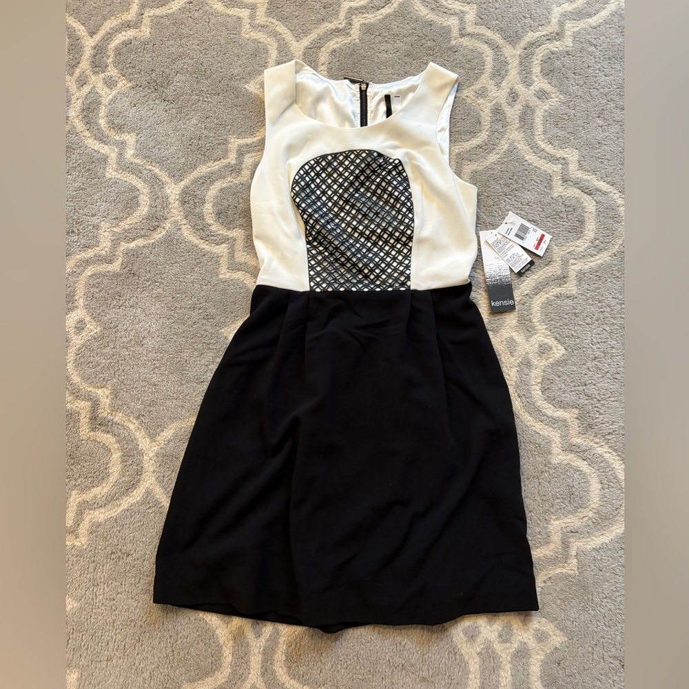 Kensie B&W Dress NWT